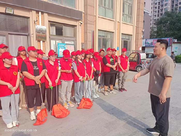 9月2日开云集团(kaiyun)股份有限公司官网在凤凰城A区开展志愿服务活动 (4).jpg